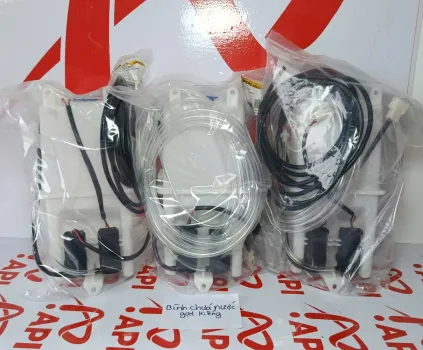 Bình Nước Gạt Kính Xe Xúc Lật Lonking