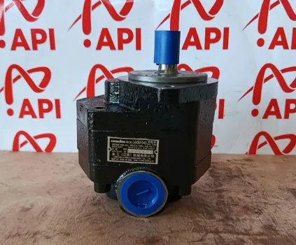 Bơm Bánh Răng Xe Xúc