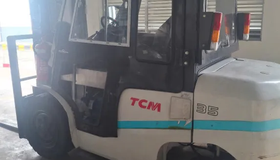 Hệ lụy khôn lường khi không thay bánh xe xúc đúng định kỳ 