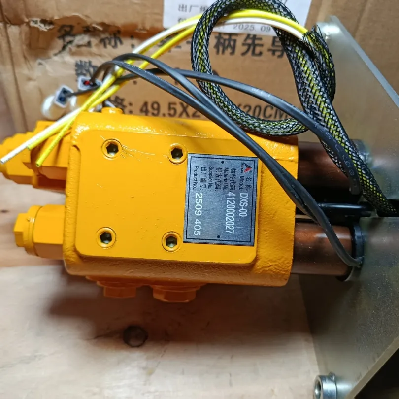 Tay trang xúc lật SDLG