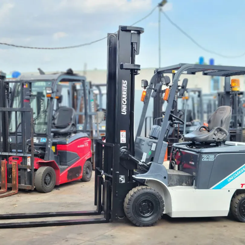 Xe nâng điện TCM 2.5 tấn