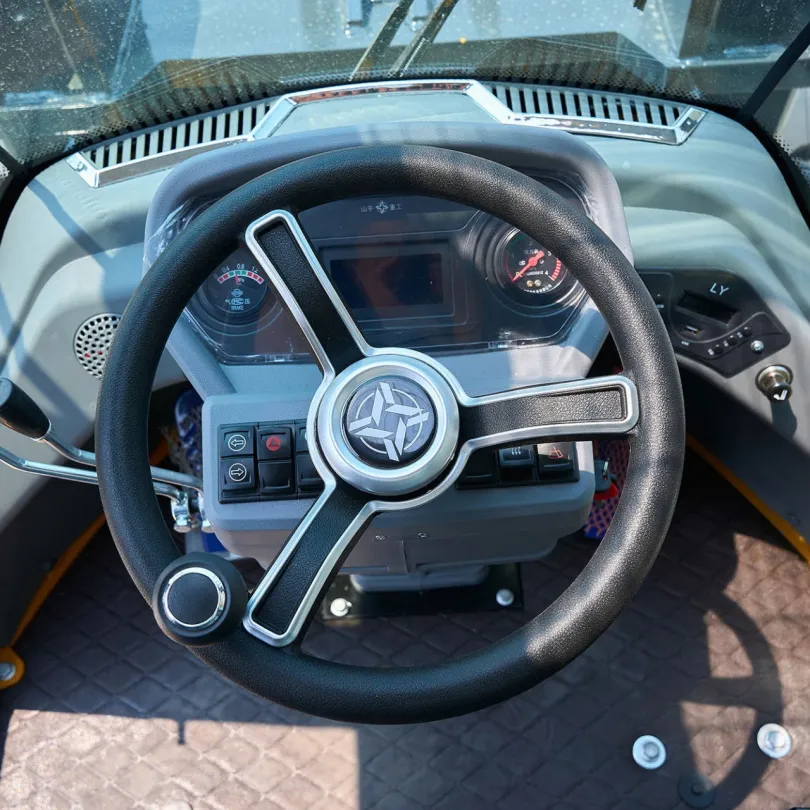 Xe xúc lật T940F mẫu mới