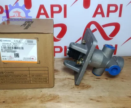 Cóc đạp thắng xe xúc lật Liugong ZL50CN