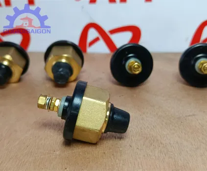 Công Tắc Báo Áp Suất Thấp Xe Xúc Lonking 50NC