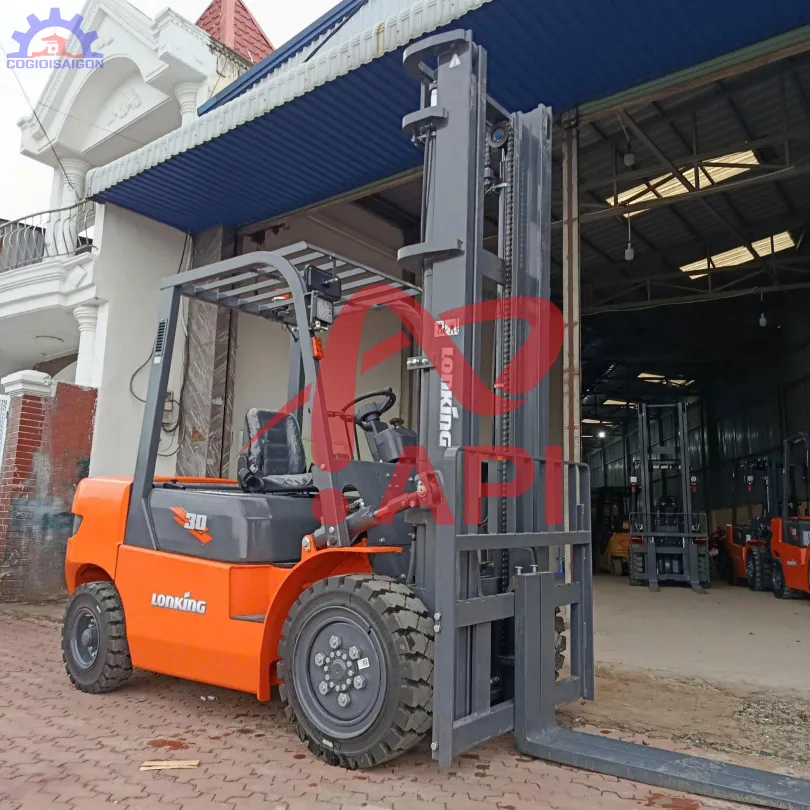 Xe nâng dầu Lonking 3 tấn