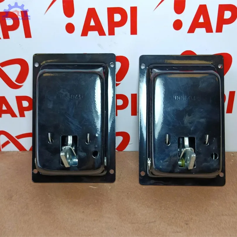 Tay khóa cửa capo Lonking