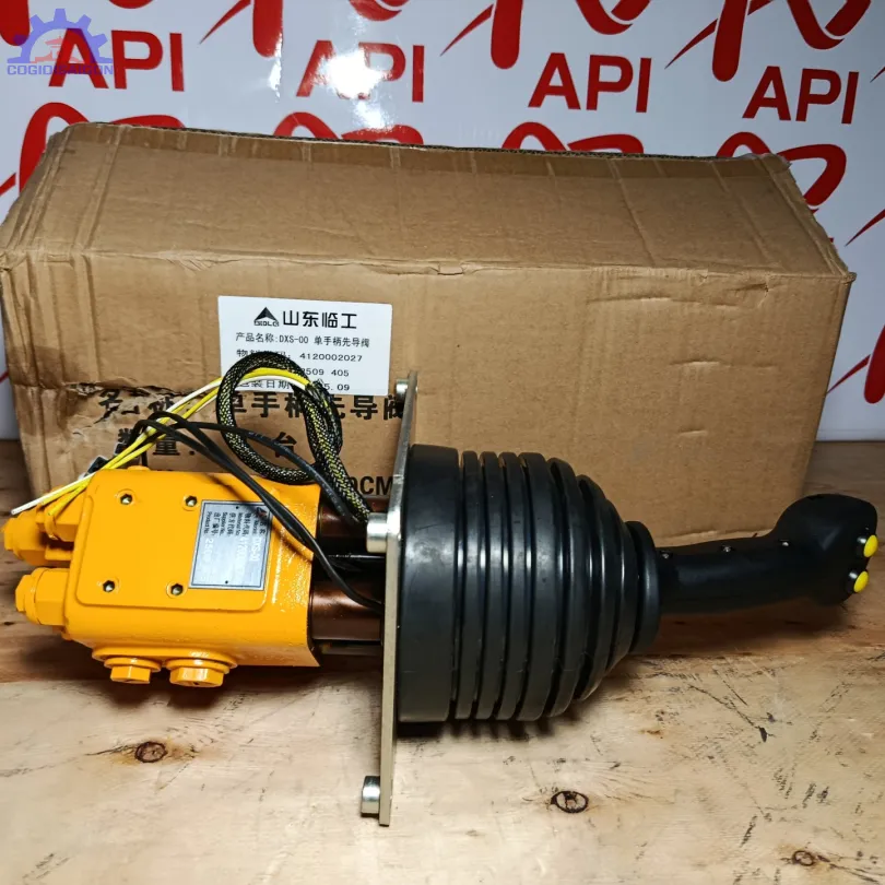 Tay trang xúc lật SDLG