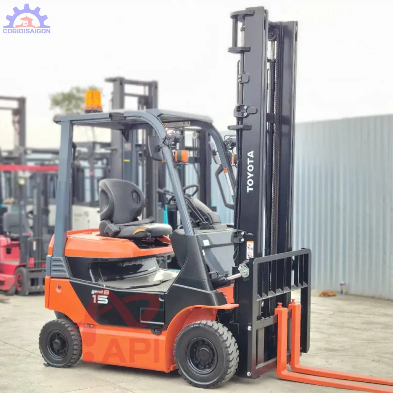 Xe nâng điện Toyota 1,5 tấn ngồi lái