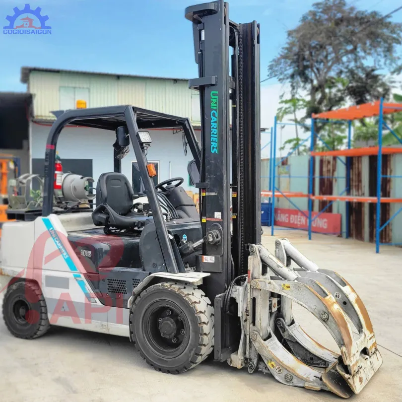 Xe nâng kẹp giấy tròn Unicarriers