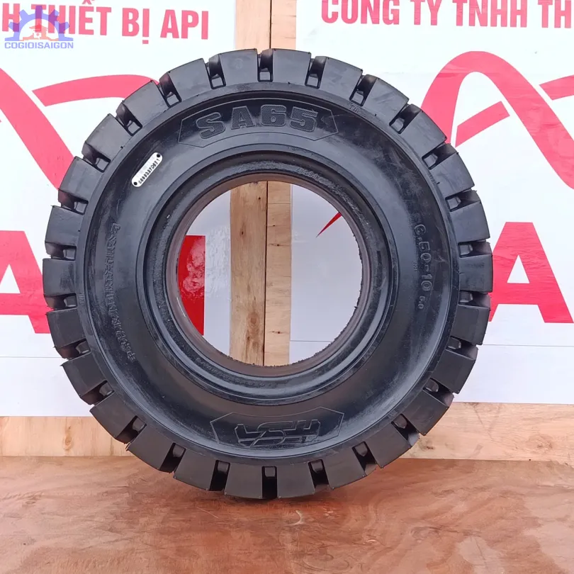 Lốp đặc xe nâng 650-10